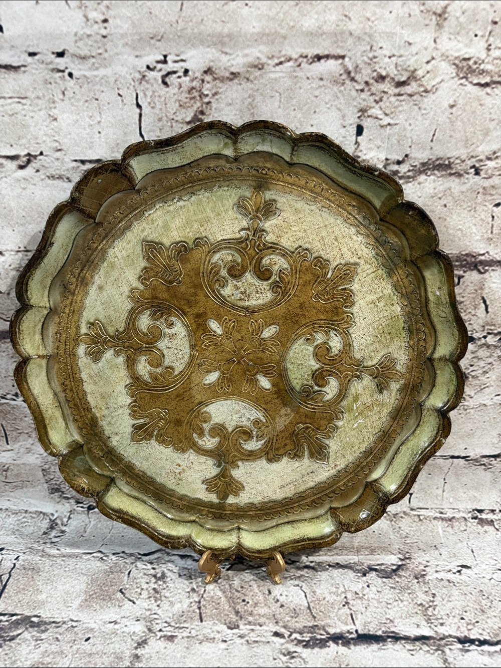 VTG- Florentine serving tray from Italy